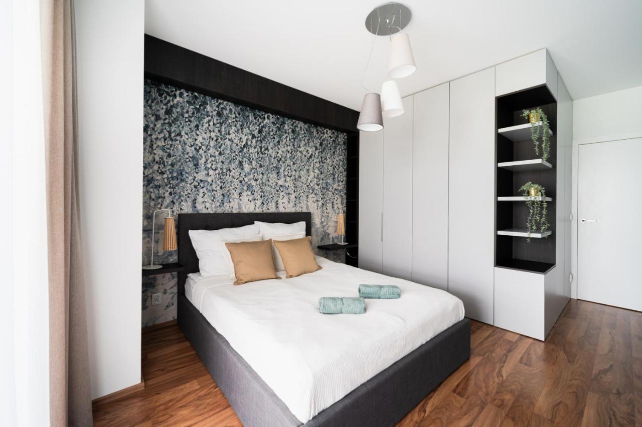 Big Apart - Atal Towers - 3 Rooms - Private Parking Place Wrocław Eksteriør billede