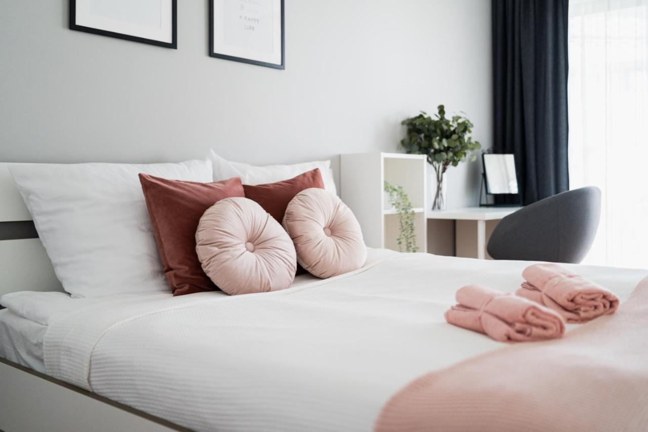 Big Apart - Atal Towers - 3 Rooms - Private Parking Place Wrocław Eksteriør billede